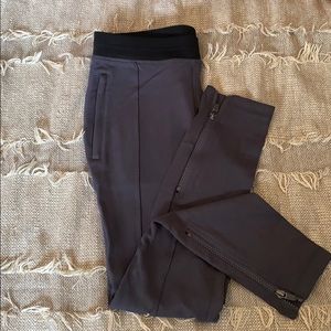 NWOT Fabletics Casual Leggings
